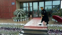 正能量！給物業(yè)一個贊，冰天雪地有我們在。